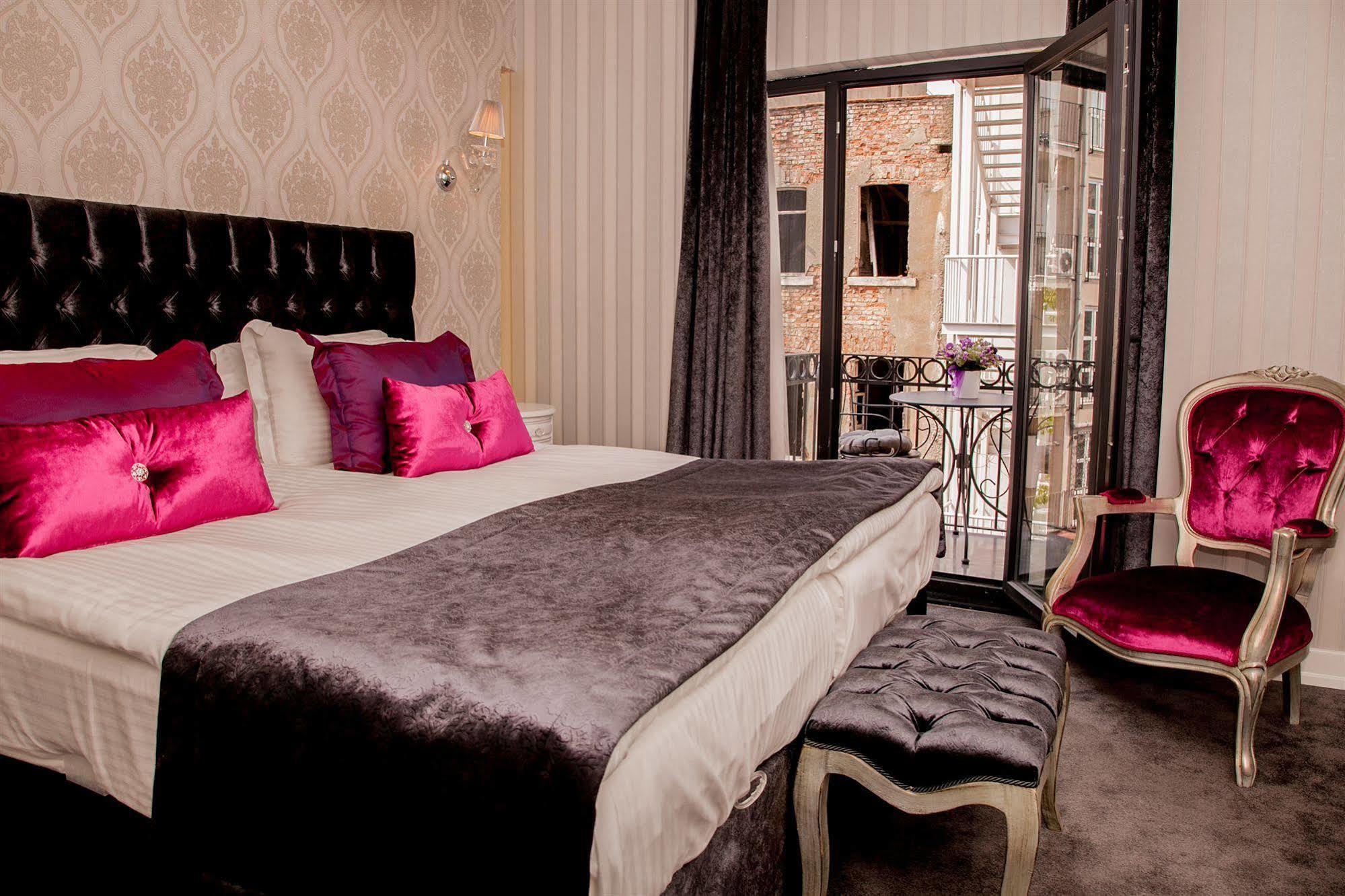 Lucis Pera Hotel Istanbul Bagian luar foto